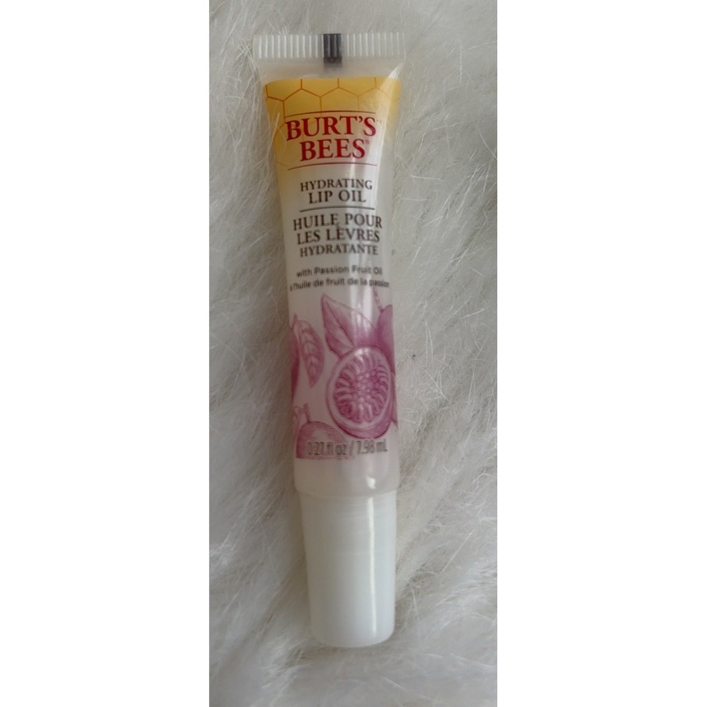 Rare. Burt's Bees Hydrating Lip Oil Moisturizer Passion Fruit 0.27oz Chapstick